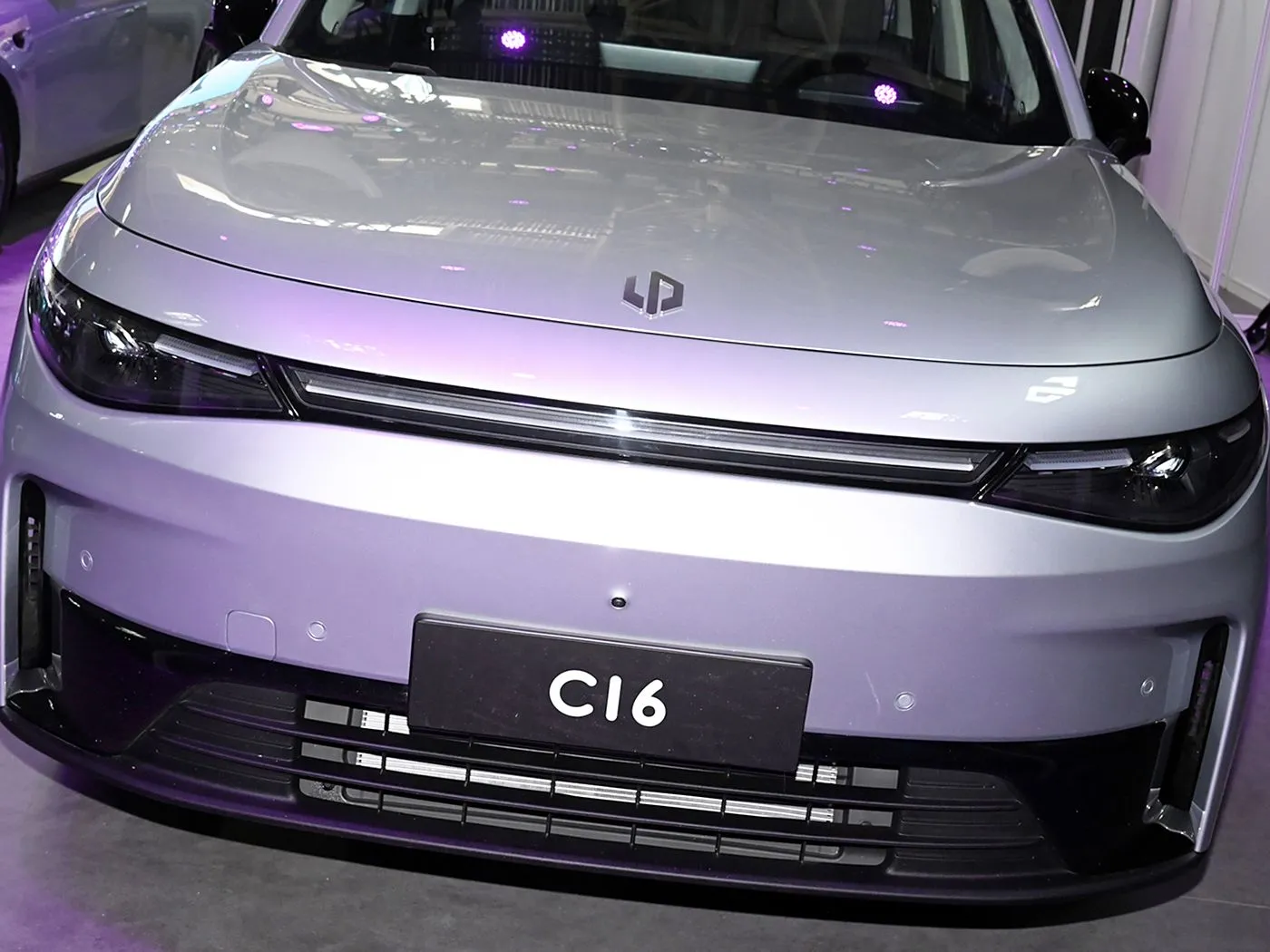 Leapmotor C16 5 ประตู 6 ที่นั่ง EV SUV 4WD โหมดขับเคลื่อน พวงมาลัยซ้าย เชื้อเพลิงไฟฟ้าและไฮบริด พลังงานใหม่ อัตโนมัติ