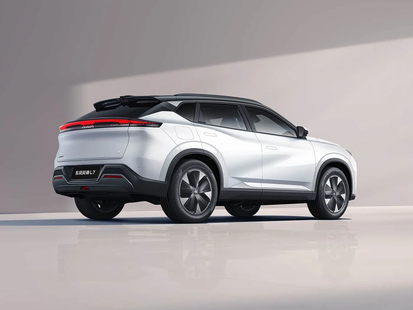 Dongfeng Aeolus L7: EV/PHEV SUV 5-Seat Premium Touches Leather Seats รถยนต์พลังงานใหม่ระยะยาว