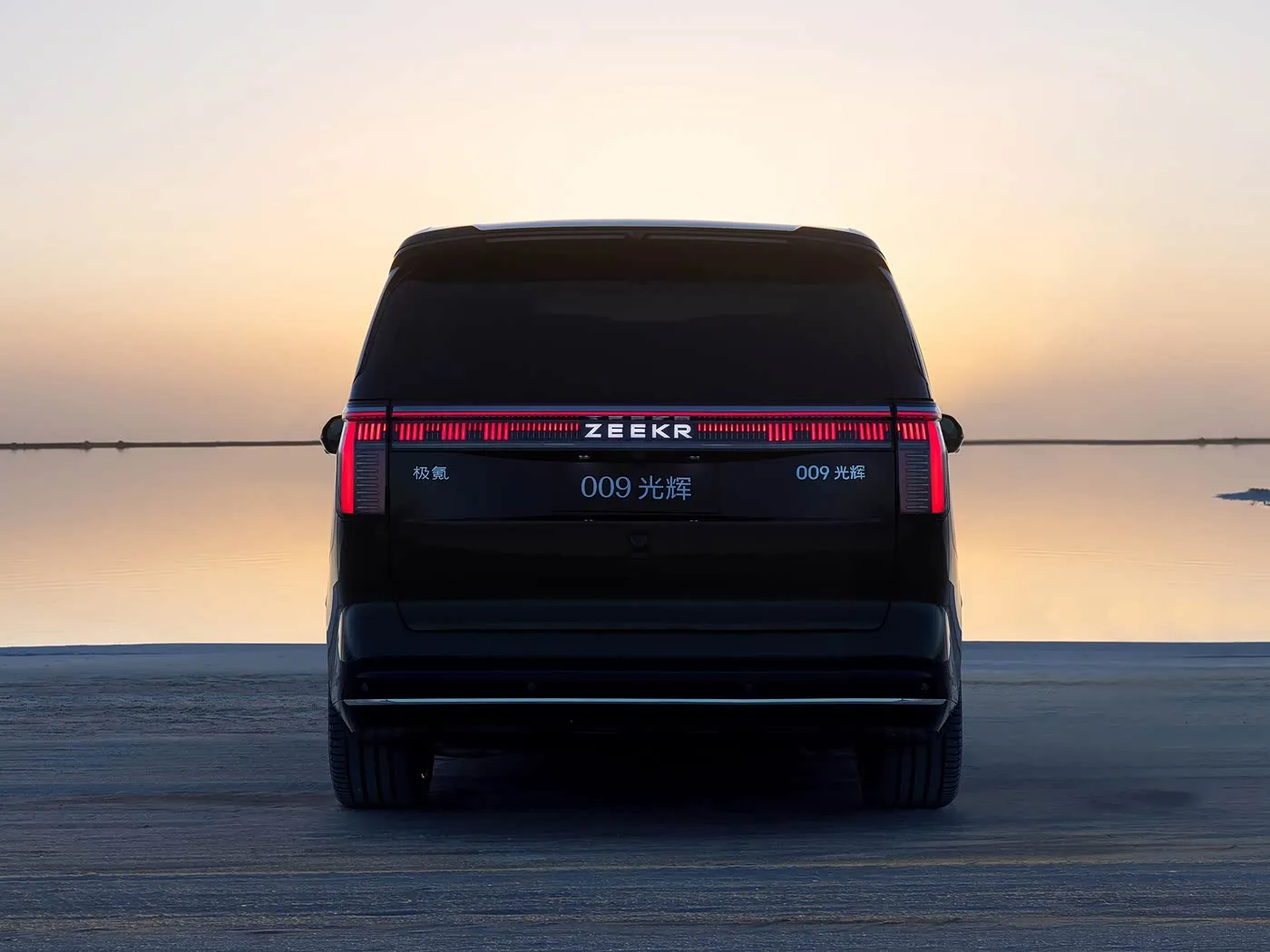 ZEEKR 009 หรูหรา MPV ขนาดใหญ่ใหม่พลังงานไฟฟ้าบริสุทธิ์ Ultra-Long Range Limousine High Profile Ultra-Luxurious EV รถลิเธียม