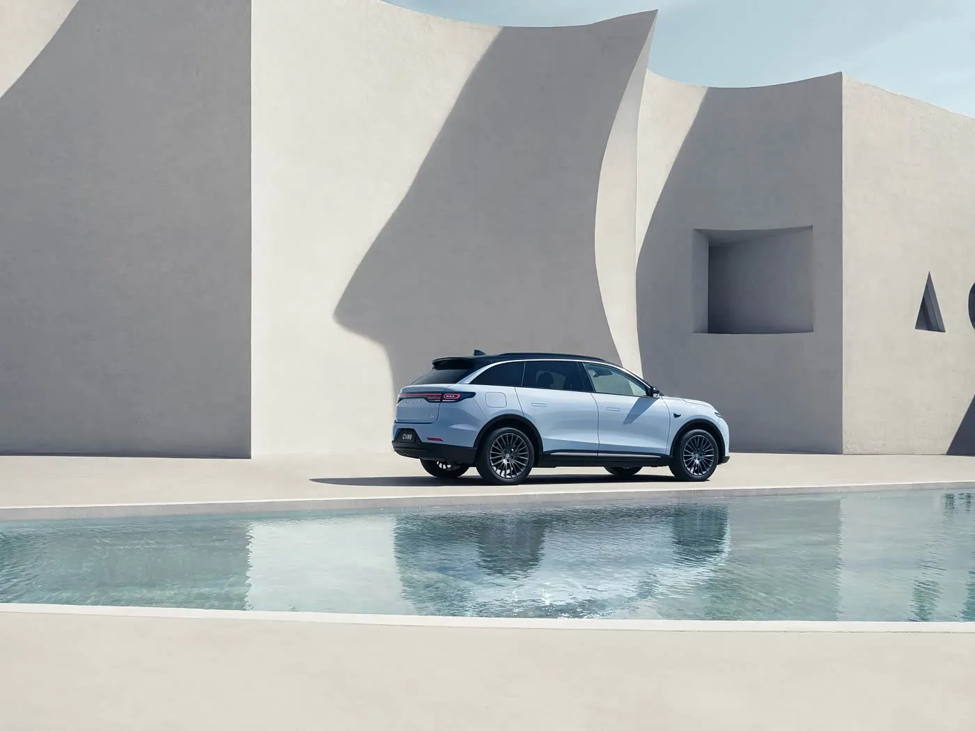 Leapmotor C11 Comfort Version รถเอสยูวีไฟฟ้าไฮบริด PHEV พร้อมรถพลังงานใหม่ที่มีระยะขยายไกลขึ้น