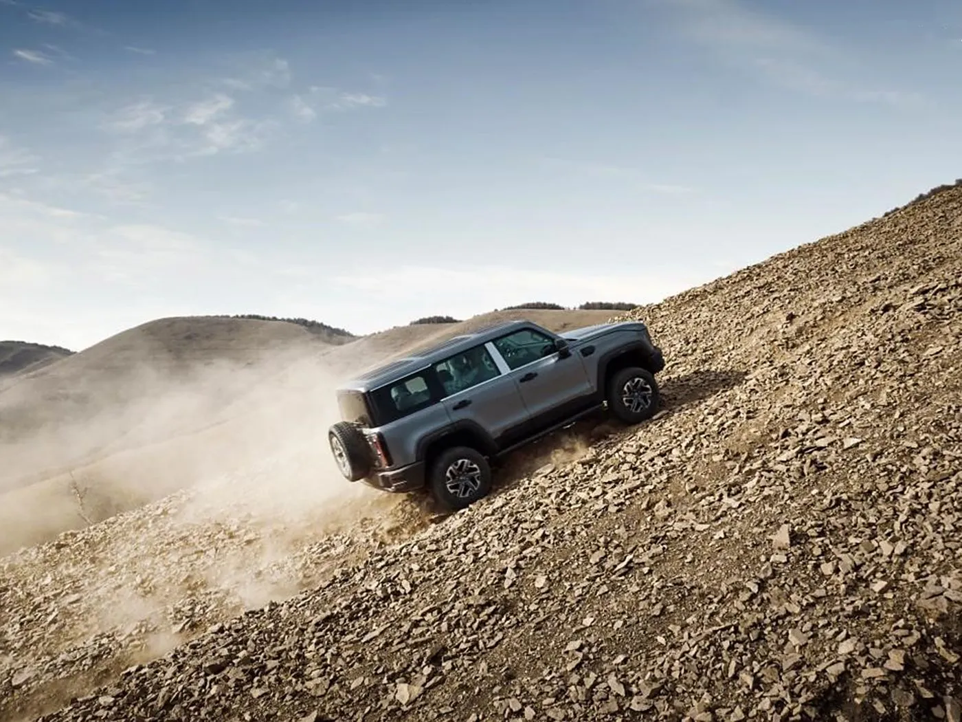 Beijing Off-Road BJ40 Compact SUV 4WD, ถัง 85L และกล้องพาโนรามาระยะฐานล้อยาว