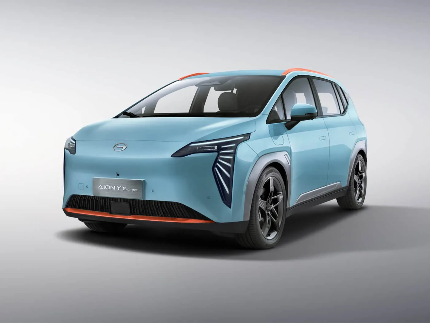 GAC Aion Y Plus รถยนต์ไฟฟ้ารุ่นขับขี่อัจฉริยะ 5 ประตู 5 ที่นั่ง EV SUV 150Kw รถยนต์พลังงานใหม่สำหรับขาย