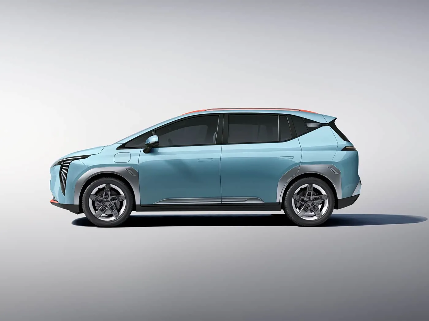 GAC Aion Y Plus รถยนต์ไฟฟ้ารุ่นขับขี่อัจฉริยะ 5 ประตู 5 ที่นั่ง EV SUV 150Kw รถยนต์พลังงานใหม่สำหรับขาย
