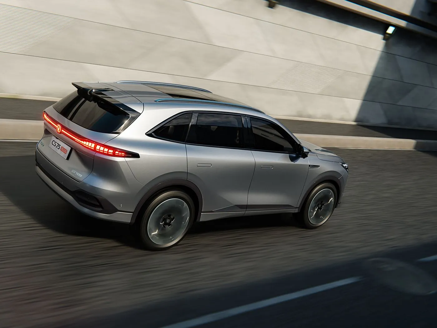 Changan CS75 PLUS 1.5T/2.0T SUV ขนาดกะทัดรัดพร้อม L2.5 Assist, หน้าจอสัมผัส 15.6" และฐานล้อยาว