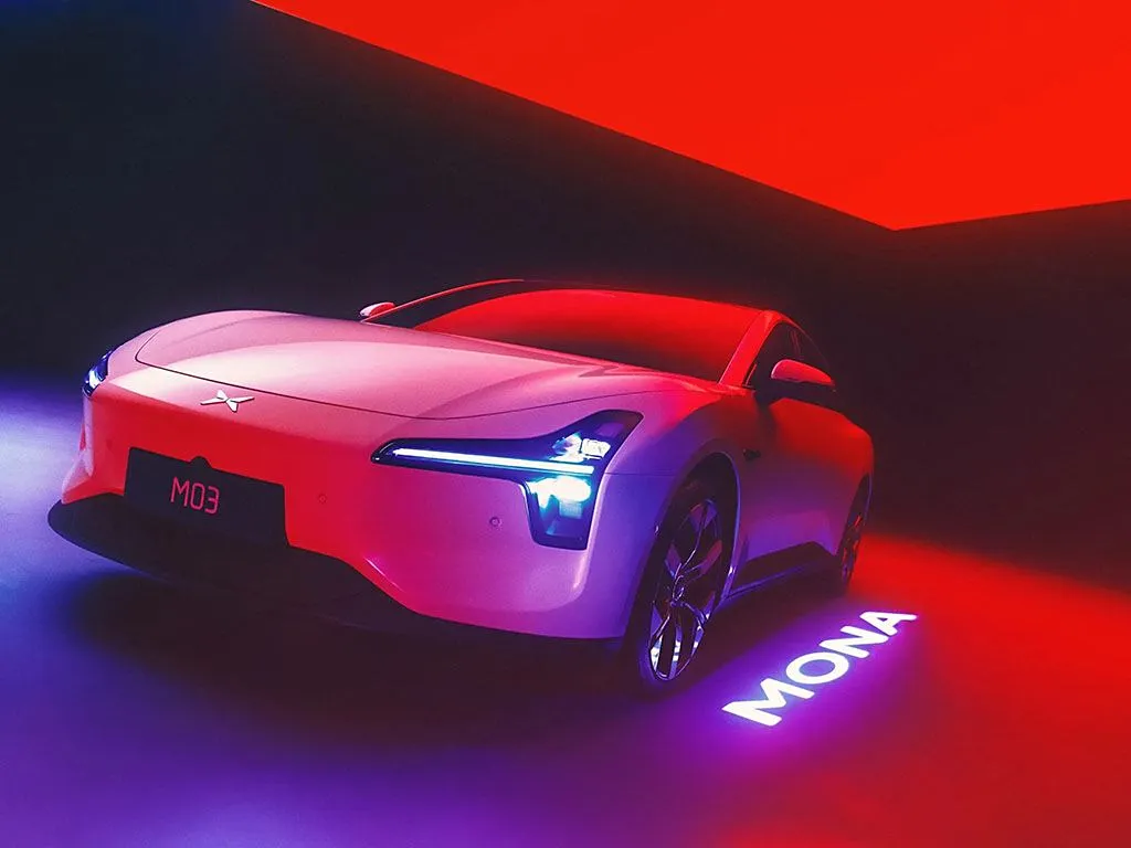 Xiaopeng 2025 Mona M03 ซีดานไฟฟ้าระยะไกล 515 กม. รถยนต์พลังงานใหม่ SUV และ Hatchback EV แบตเตอรี่ลิเธียม