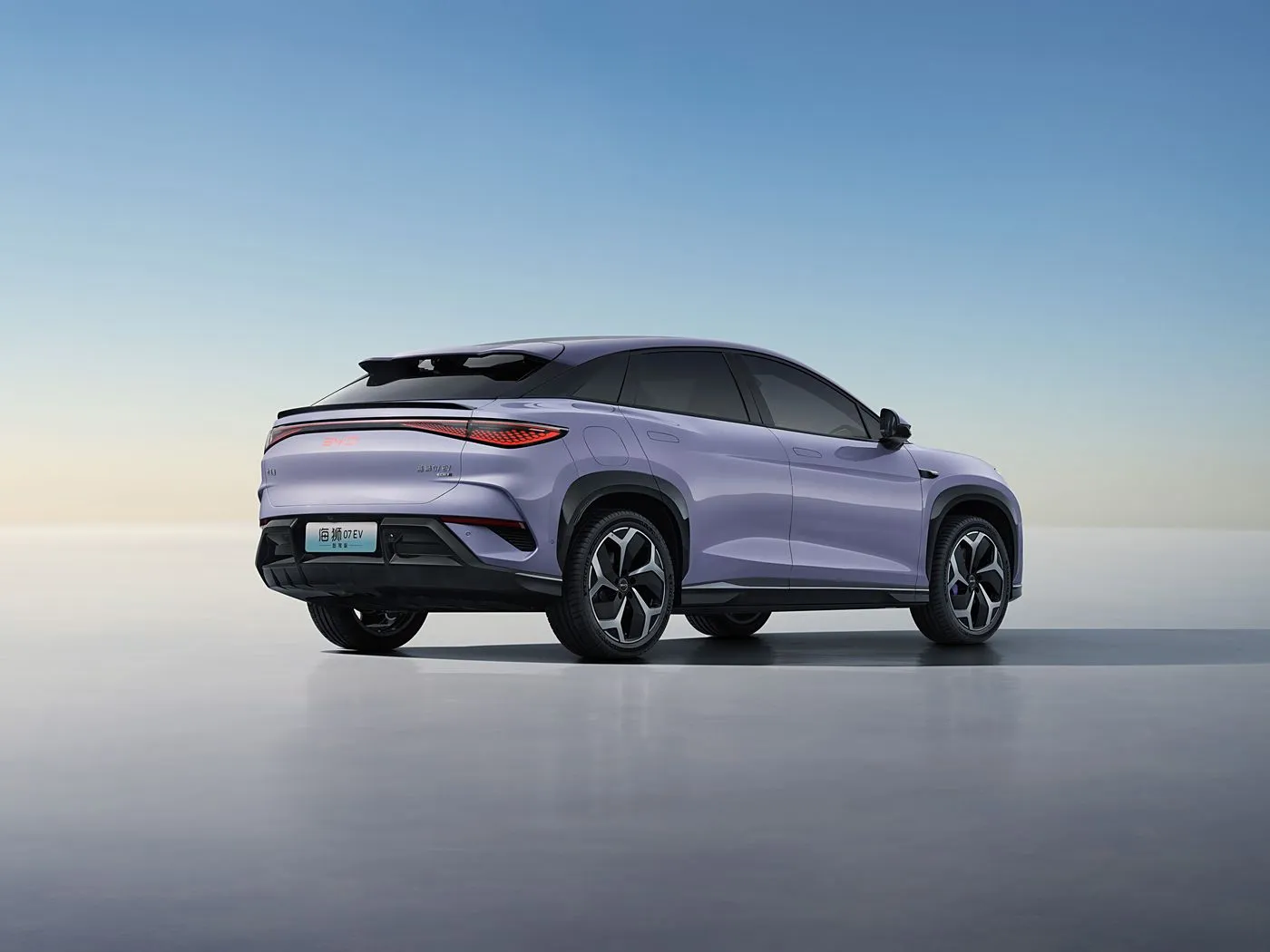 BYD Sea Lion 07 DM-i PHEV lONG RANGDE ขั้นสูง ระบบช่วยเหลือผู้ขับขี่ขั้นสูง
