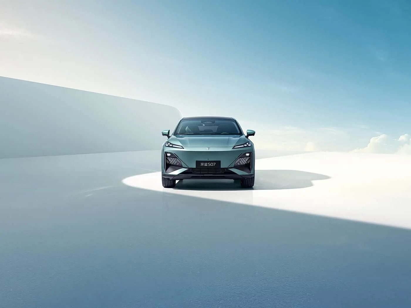 Deepal S07 รถยนต์พลังงานใหม่ Premium SUV Extended-Range/EV long Range Wheelbase 5 ที่นั่ง Inch Screen