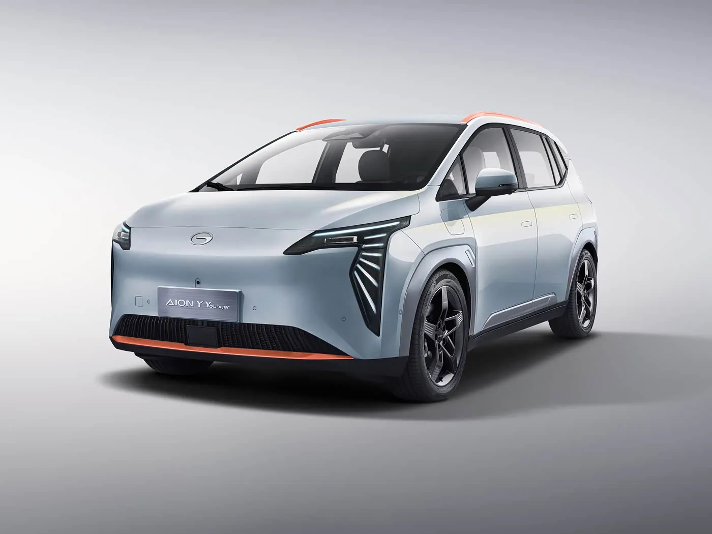 GAC Aion Y Plus รถยนต์ไฟฟ้ารุ่นขับขี่อัจฉริยะ 5 ประตู 5 ที่นั่ง EV SUV 150Kw รถยนต์พลังงานใหม่สำหรับขาย