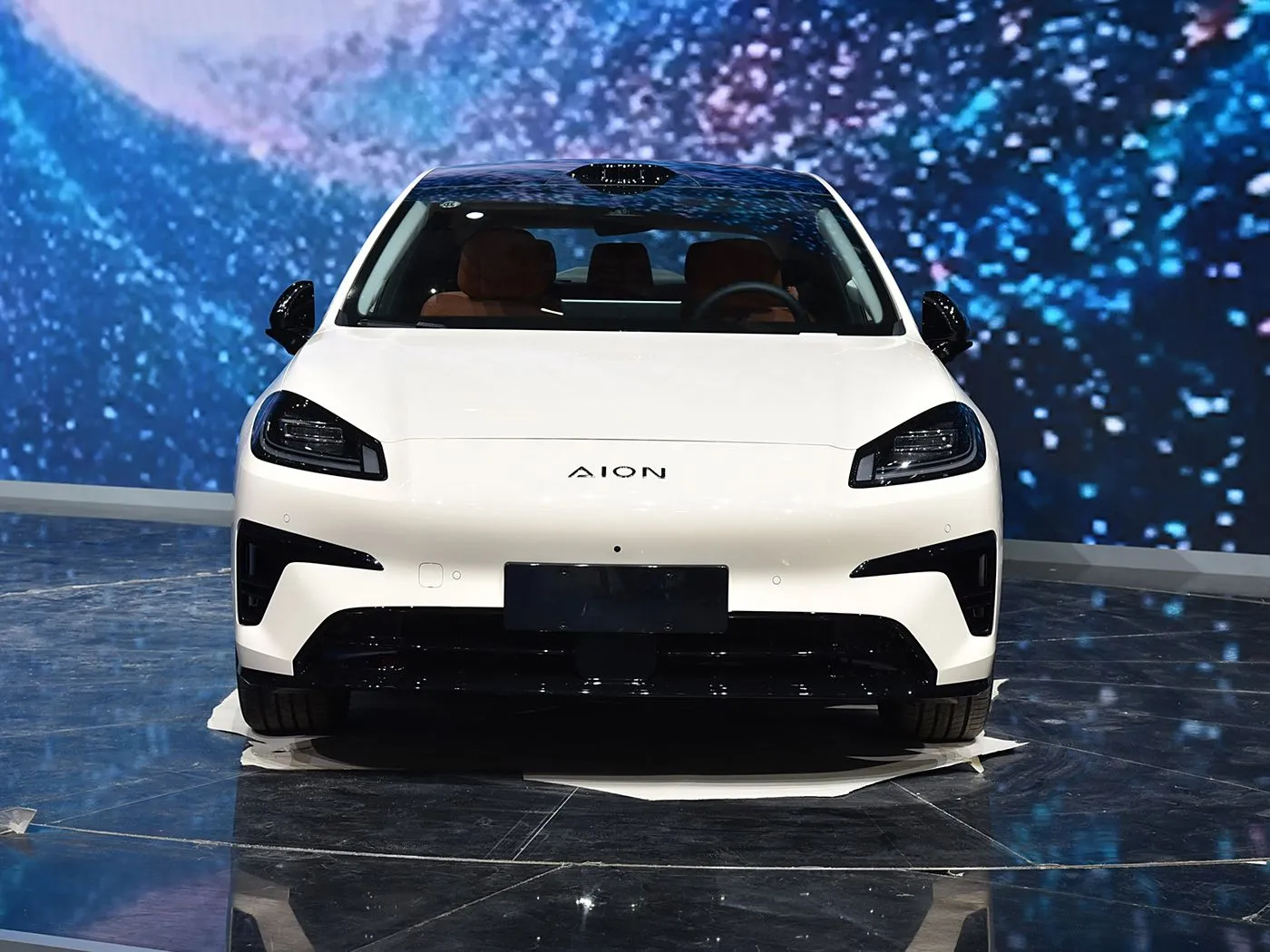 AION RT รถ SUV ไฟฟ้า มือซ้าย ความเร็วสูง EV เกียร์อัตโนมัติ กล่องไฮบริด ซีดานระดับมินิ รถยนต์พลังงานใหม่สำหรับผู้ใหญ่