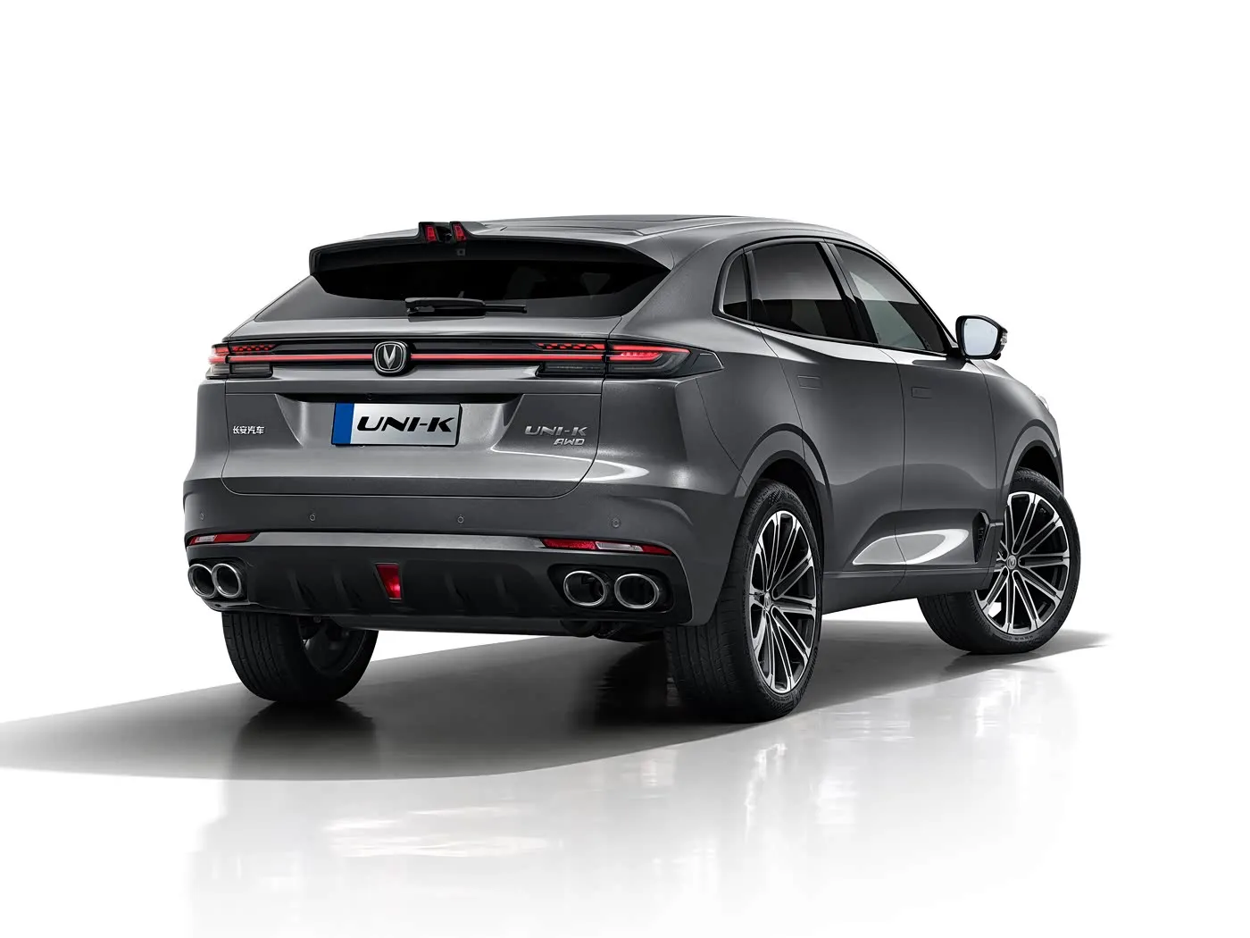 BYD E2 Luxury Electric EV ซีดาน SUV Hatchback พวงมาลัยซ้ายพร้อมมอเตอร์แบตเตอรี่ลิเธียม รถยนต์พลังงานใหม่ของจีน