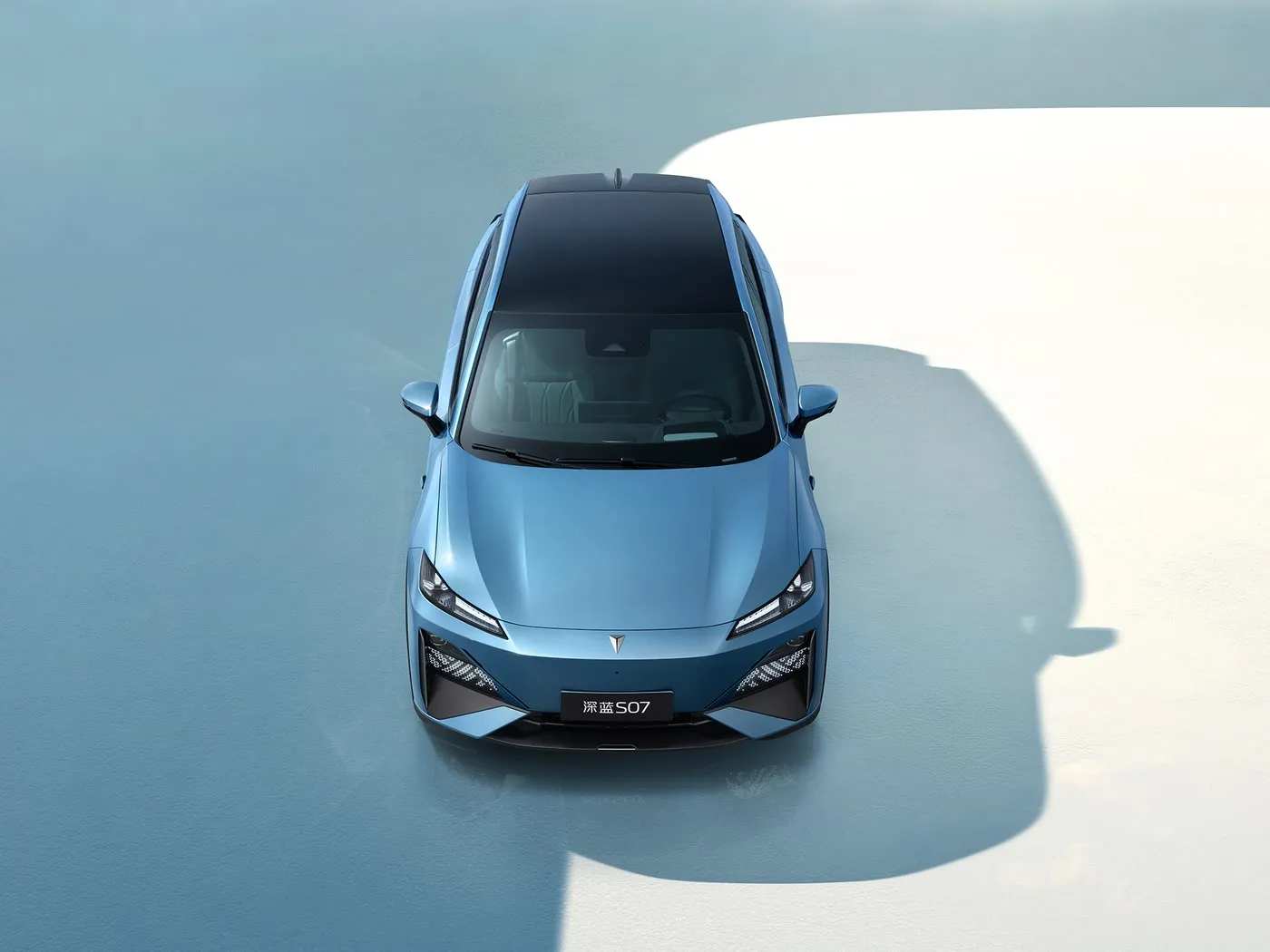 Deepal S07 รถยนต์พลังงานใหม่ Premium SUV Extended-Range/EV long Range Wheelbase 5 ที่นั่ง Inch Screen
