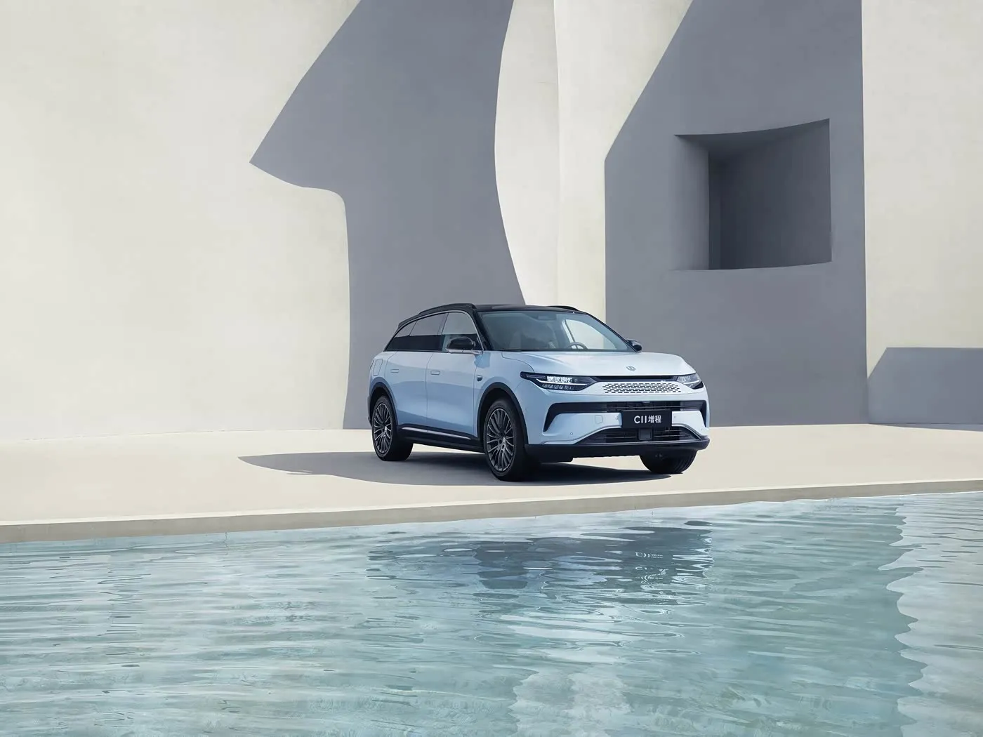 Leapmotor C11 Comfort Version รถเอสยูวีไฟฟ้าไฮบริด PHEV พร้อมรถพลังงานใหม่ที่มีระยะขยายไกลขึ้น