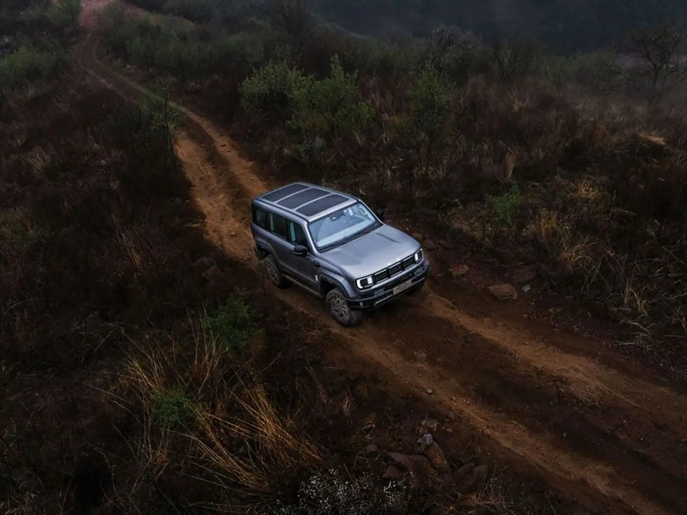 Beijing Off-Road BJ40 Compact SUV 4WD, ถัง 85L และกล้องพาโนรามาระยะฐานล้อยาว
